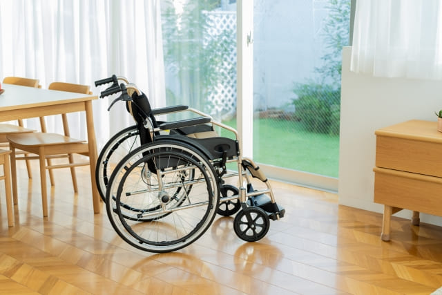 車いす介助の負担を軽減する工夫